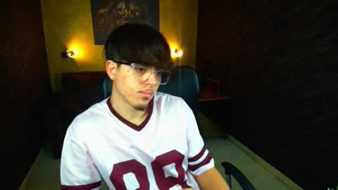 BodhiHayes online show from March 21, 8:19 am