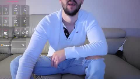 boiteasex online show from March 25, 6:17 am