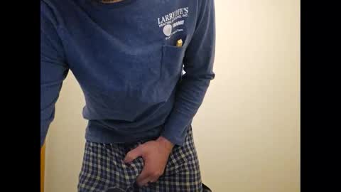 bombinshaman online show from February 26, 2:36 pm