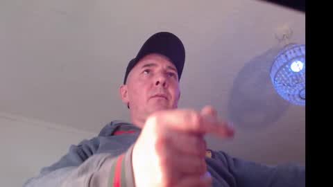 borrisbanks online show from November 29, 4:09 pm