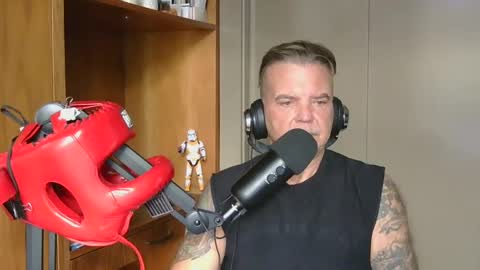 BOSS online show from October 29, 6:11 pm