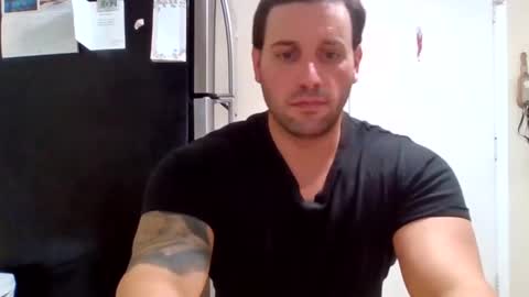 The Italian Boss  online show from January 5, 6:35 pm