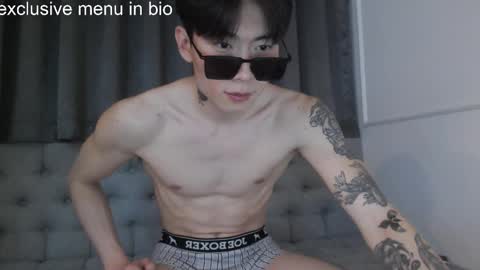 boxman556990 online show from November 4, 6:20 pm