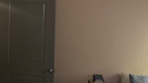 clay online show from April 2, 9:22 pm