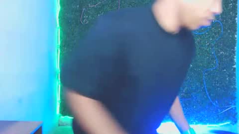 jhon deivis online show from January 6, 8:18 pm