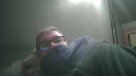 Snapshot of bozo81 chatting on September 24, 10:41 pm bozo81 online show from September 24, 10:41 pm
