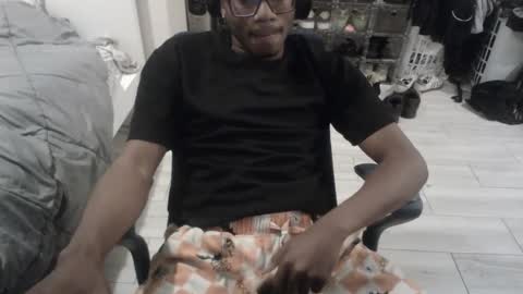 Snapshot of bquen400 chatting on September 13, 4:24 am bquen400 online show from September 13, 4:24 am