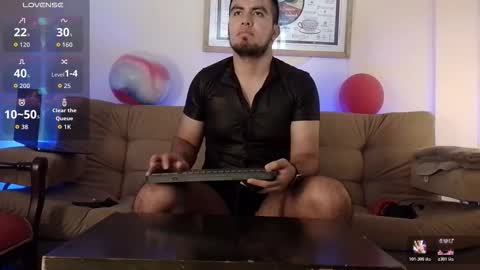 Bradley Colton Independ Model online show from October 24, 3:58 pm