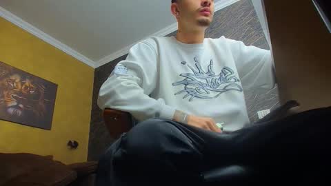 BrandonTateX online show from November 25, 5:42 am