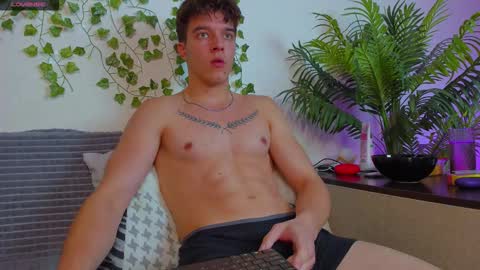 Johny Bravo online show from September 28, 8:18 pm