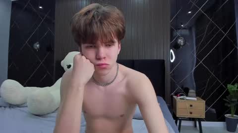 Snapshot of braxiboy chatting on February 9, 9:16 am Brax online show from February 9, 9:16 am