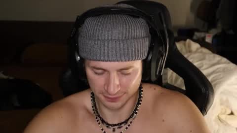 brentonverde online show from January 10, 2:17 am