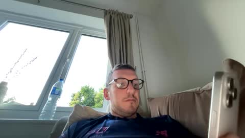 brettbigdee online show from May 22, 7:52 pm
