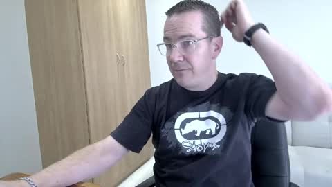 Brett online show from April 4, 12:13 pm