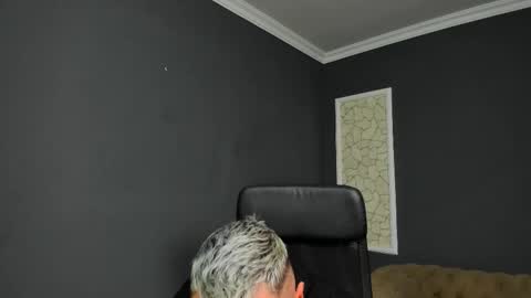 Brian online show from January 14, 7:02 am