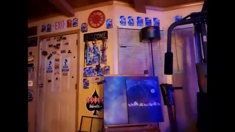 brigstuf20 online show from April 16, 4:34 am