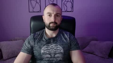 brindlefly69 online show from March 25, 11:14 am