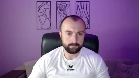 brindlefly69 online show from November 7, 11:57 am