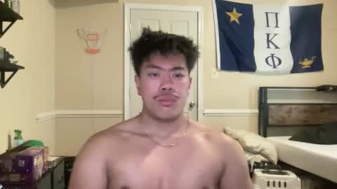 bronoslide online show from April 15, 2:17 pm