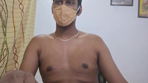 brownguy2505 online show from November 30, 6:43 pm