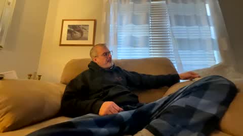 Bruce online show from January 25, 4:13 pm