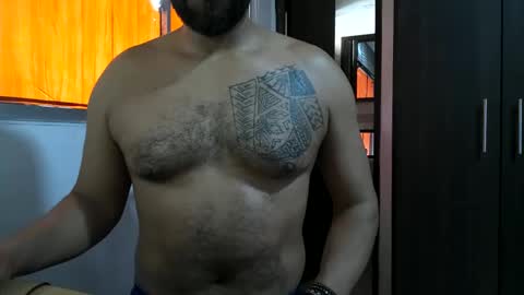 Bruce online show from February 4, 8:06 pm