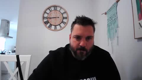 Bruce Wayne online show from April 14, 8:03 am