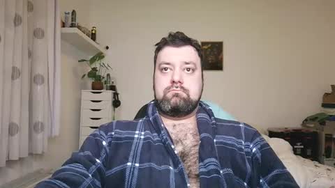 Bruce online show from November 17, 6:33 pm