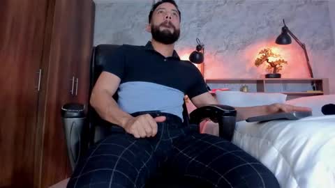 Andres Suarez online show from October 7, 11:42 pm