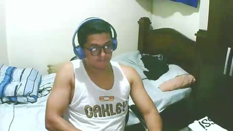 Snapshot of bryanbendy chatting on September 24, 5:07 am bryanbendy online show from September 24, 5:07 am