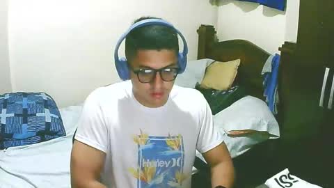 Snapshot of bryanbendy chatting on September 28, 6:22 am bryanbendy online show from September 28, 6:22 am