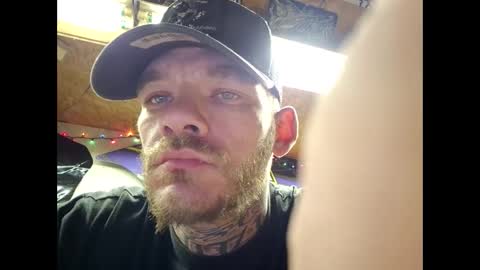 Snapshot of btown3095 chatting on September 28, 10:19 pm btown3095 online show from September 28, 10:19 pm