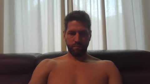 bubblebee1982 online show from October 3, 7:02 am