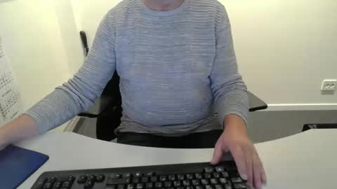 buggemann online show from December 2, 5:32 am