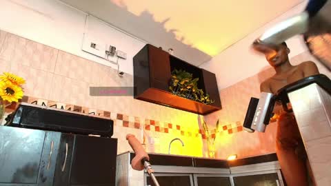     online show from April 2, 9:22 pm