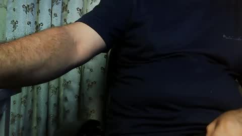 Hairy Arabian online show from April 7, 9:53 am