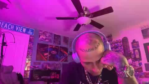 Thoatgettah online show from November 4, 6:03 am