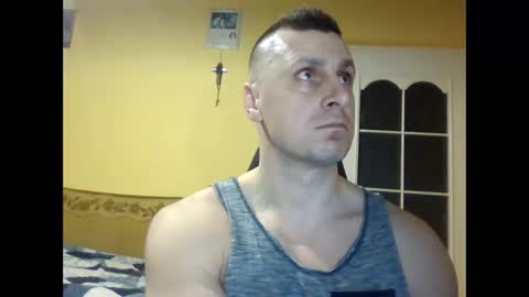 bzykacz1988 online show from March 19, 11:19 pm