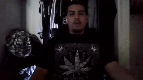 calilovin420 online show from April 18, 7:58 pm