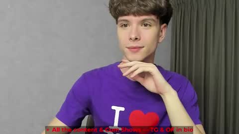 Hey I am Calvin  online show from March 8, 5:06 pm