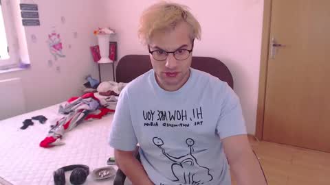 Calvinjohnlad online show from March 7, 10:02 am