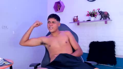 cam_xman online show from November 6, 4:26 am