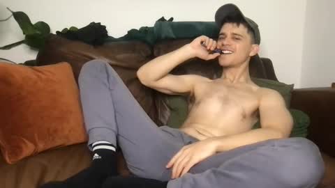 Snapshot of camdoattitude chatting on October 8, 11:14 am CamDoAttitude online show from October 8, 11:14 am