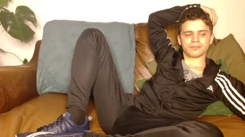 Snapshot of camdoattitude chatting on March 5, 8:12 pm CamDoAttitude online show from March 5, 8:12 pm