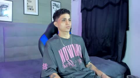 CAMERON online show from April 11, 4:19 am