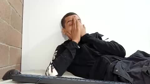 cameronsilverman online show from April 18, 7:32 am