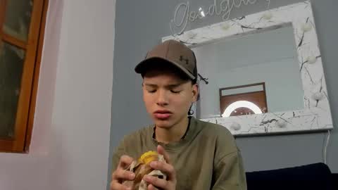 Camillo Virgil online show from September 14, 10:50 am