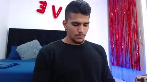 camilo_contre21 online show from February 16, 8:18 pm