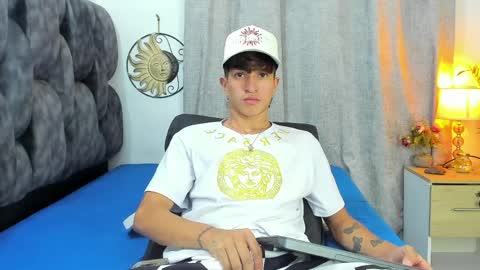 Camilo Bass online show from April 10, 1:23 am