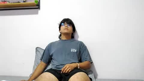 Camilo online show from April 12, 4:15 am